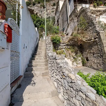 Casa Vittorina - De Vivo Realty